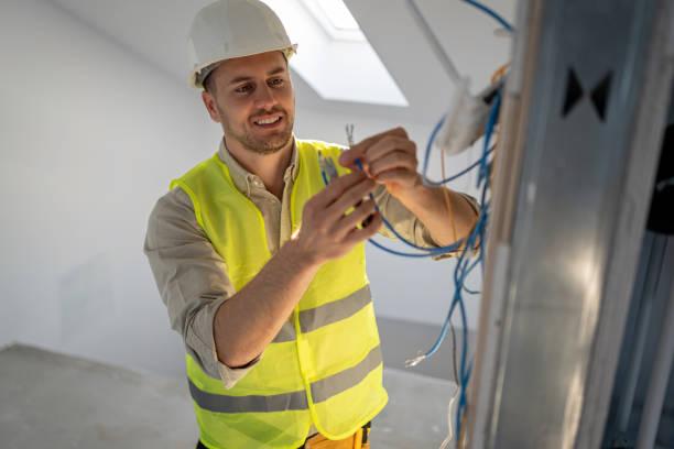 Best Circuit Breaker Repair  in Greilickville, MI